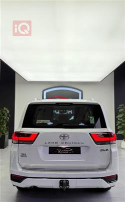 تويوتا لاندكروزر